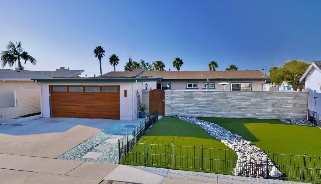 3902 Mount Blackburn, CLAIREMONT