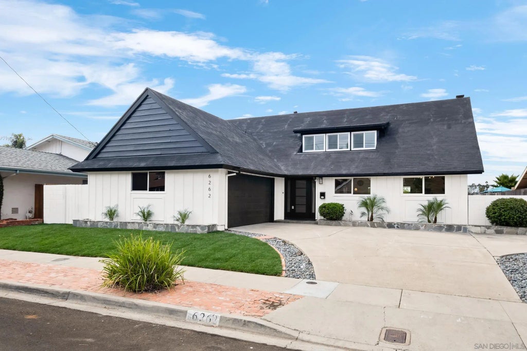 6262 Crystal Lake Ave, SAN CARLOS