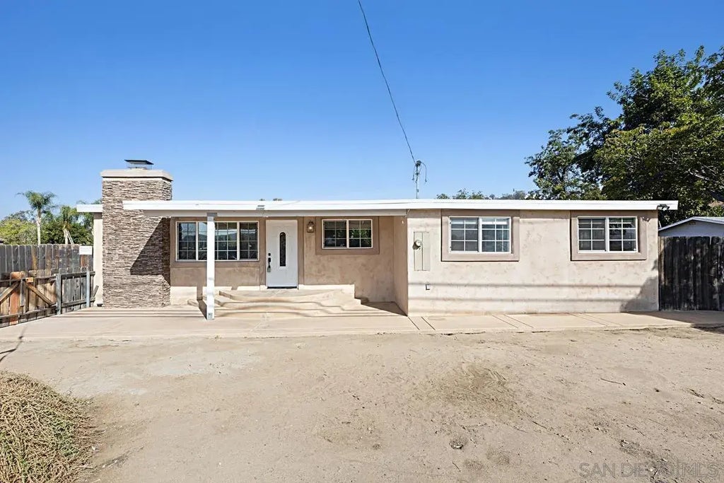 12018 Lakeside Ct, Lakeside