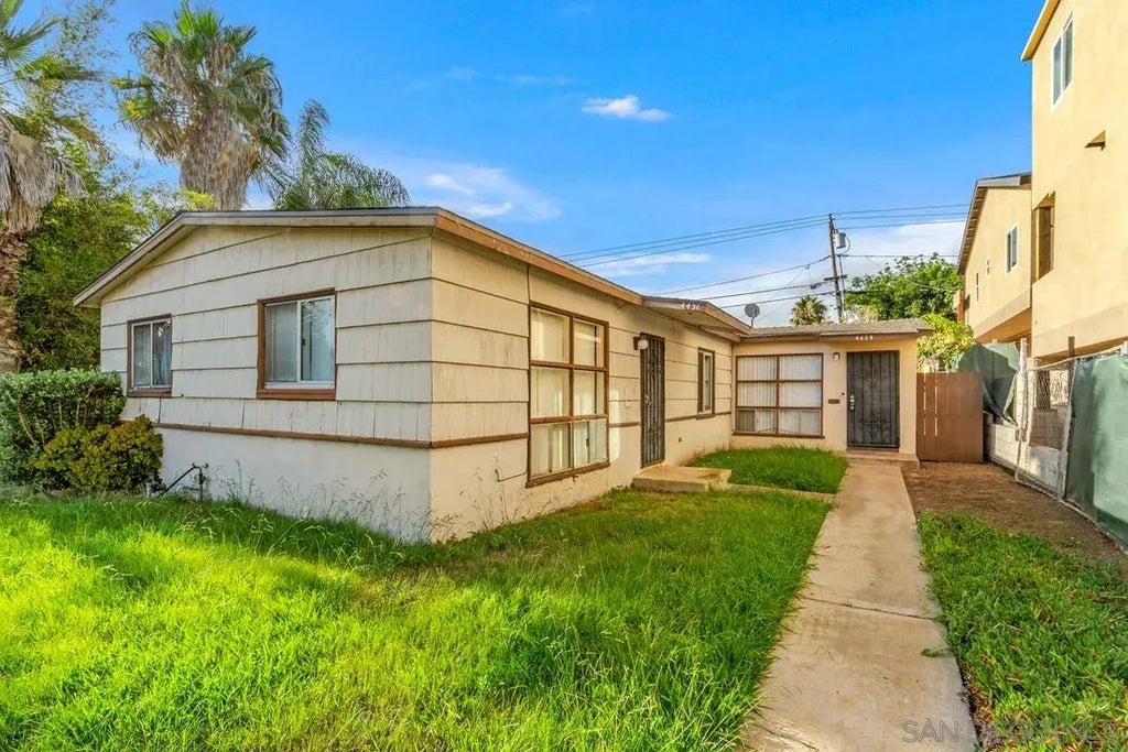 4436-38 Manitou Way, CLAIREMONT