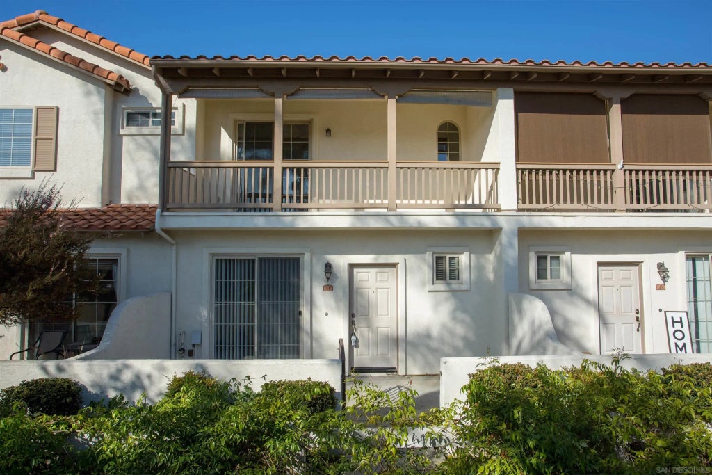 1477 Rancho Rose Way 44, Oceanside