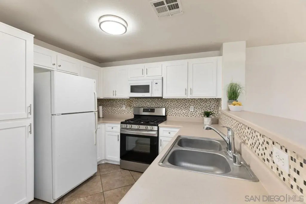 31399 Taylor Lane, Temecula