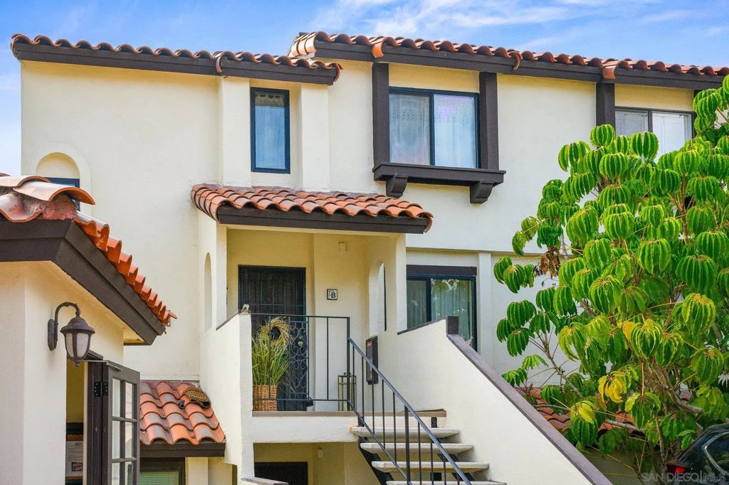 4728 Iroquois Ave B, CLAIREMONT