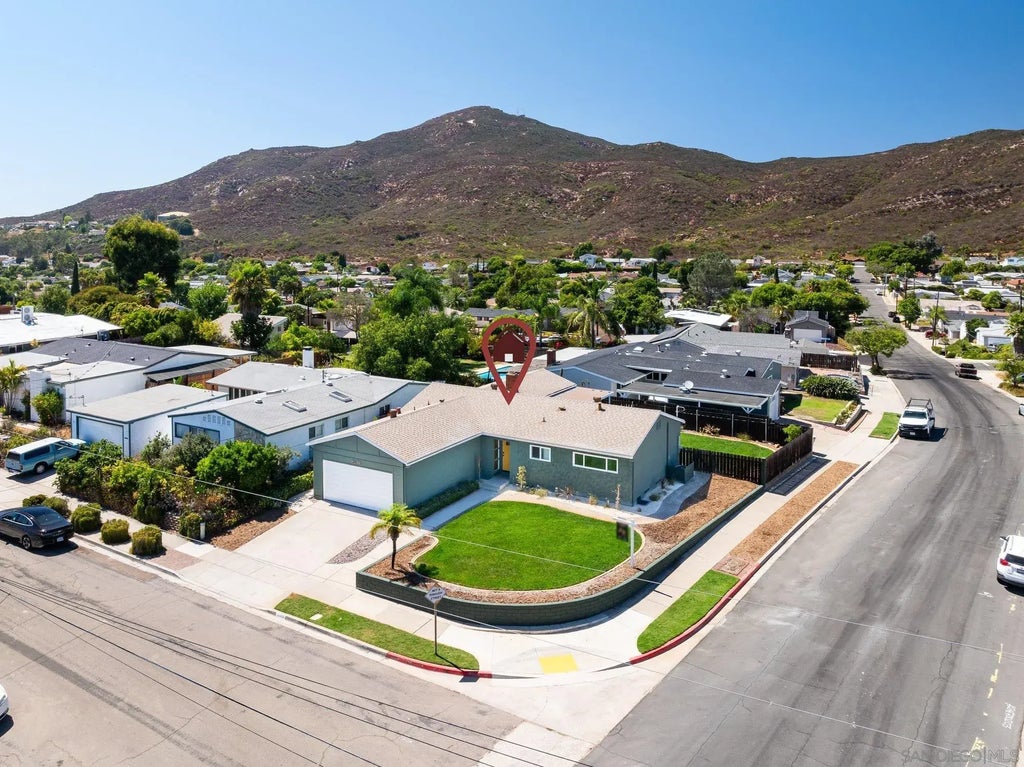 8478 Jackie Dr, SAN CARLOS