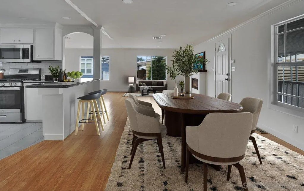 7111 Santa Barbara St., Carlsbad