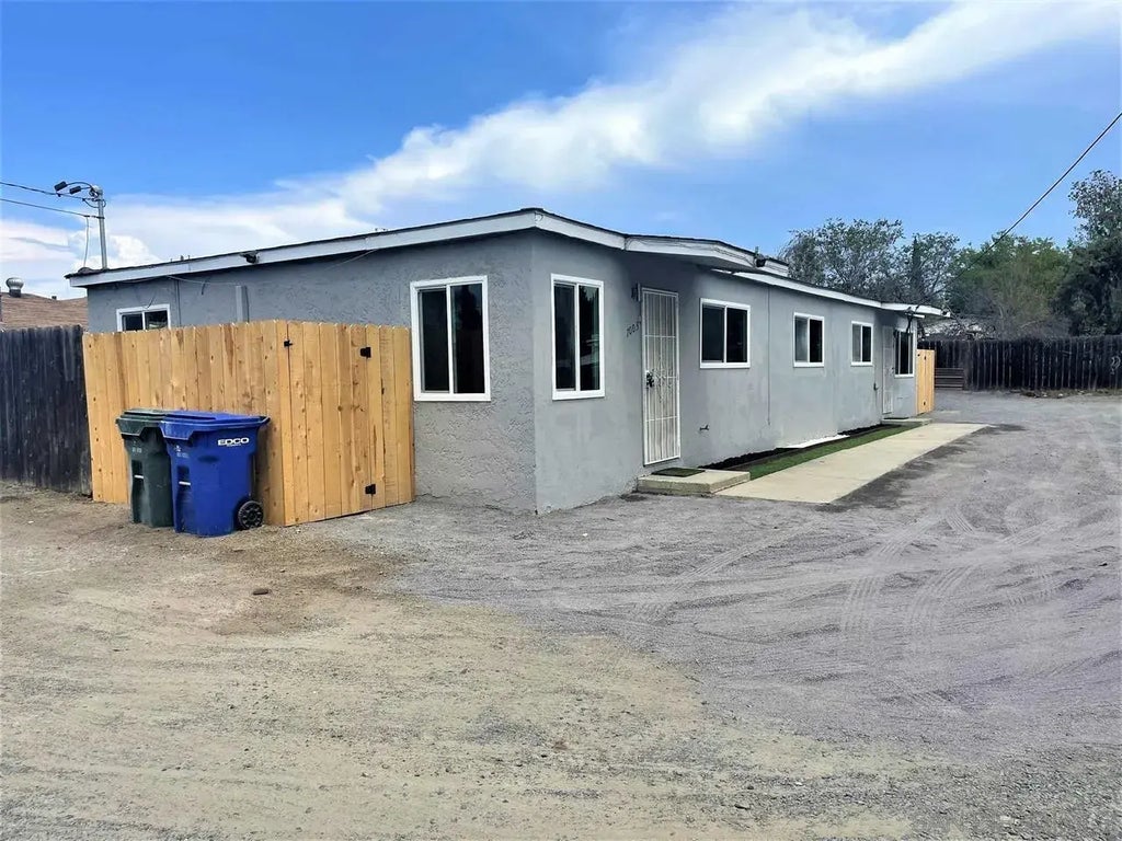 7001-03 Mt Vernon Street, Lemon Grove