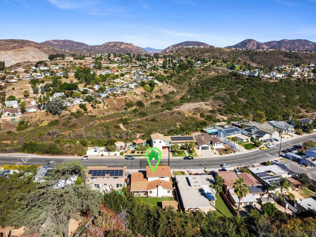 5651 Fontaine, DEL CERRO