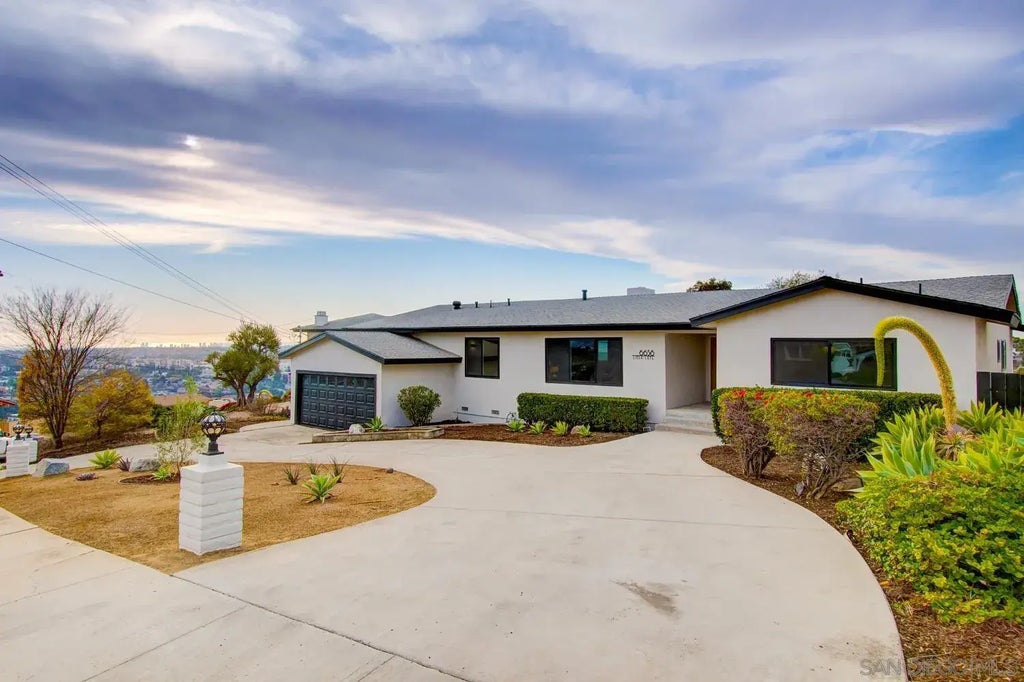 6658 Linda Ln., Del Cerro (337)