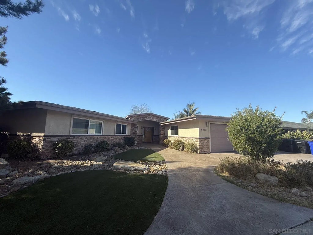 6292 Lake Shore Dr, SAN CARLOS