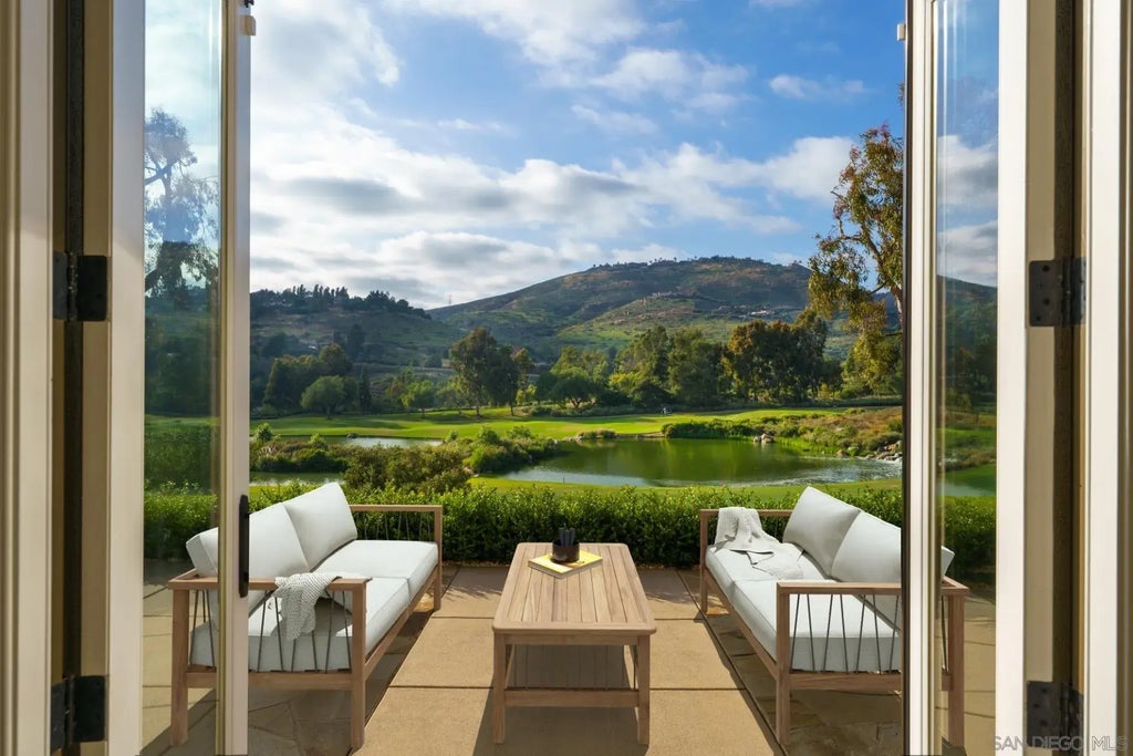 17228 Turf Club Drive, RANCHO SANTA FE