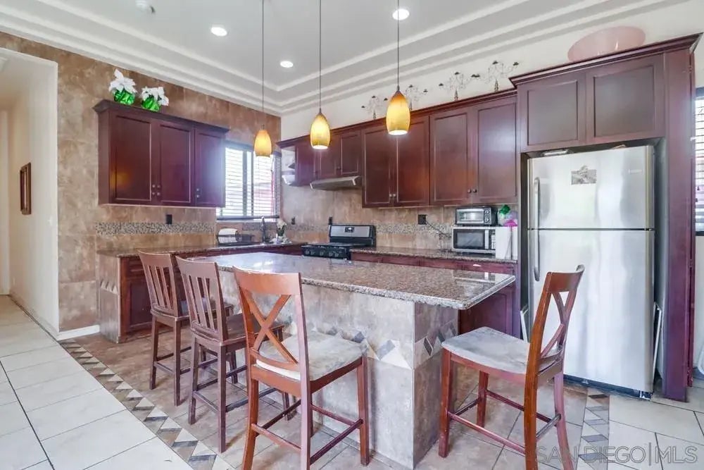 3521 Acacia, Logan Heights