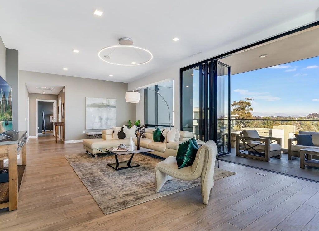 2604 5th Avenue 802, DOWNTOWN