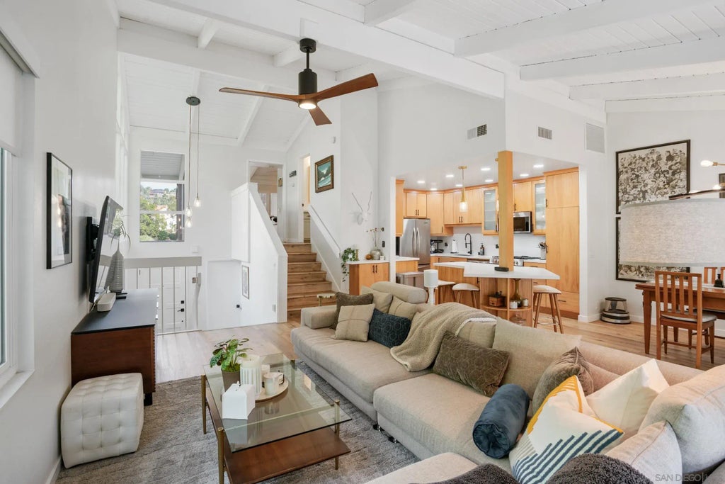 2856 Luciernaga Street, Carlsbad