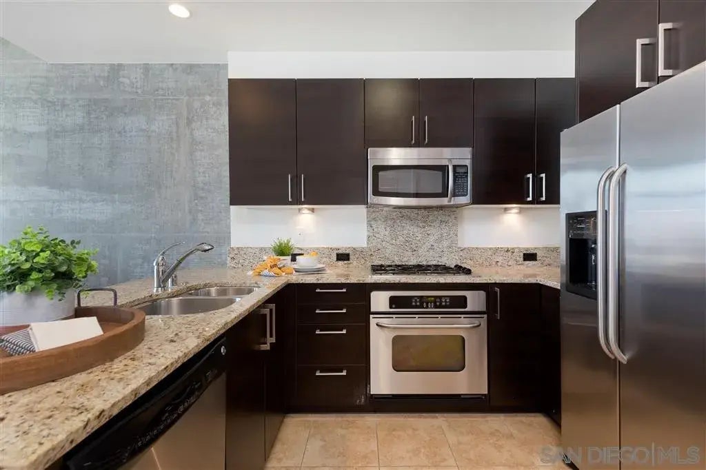 800 The Mark Ln 1403, DOWNTOWN