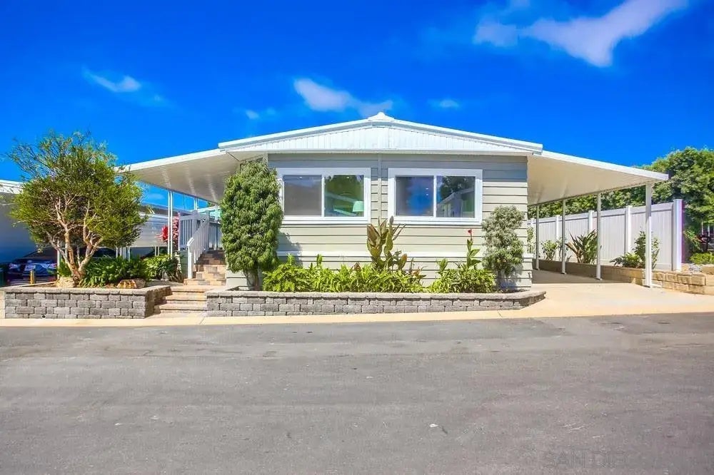 7224 San Benito, Carlsbad