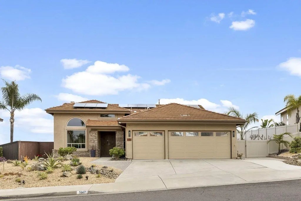 5167 Avenida De La Plata, Oceanside