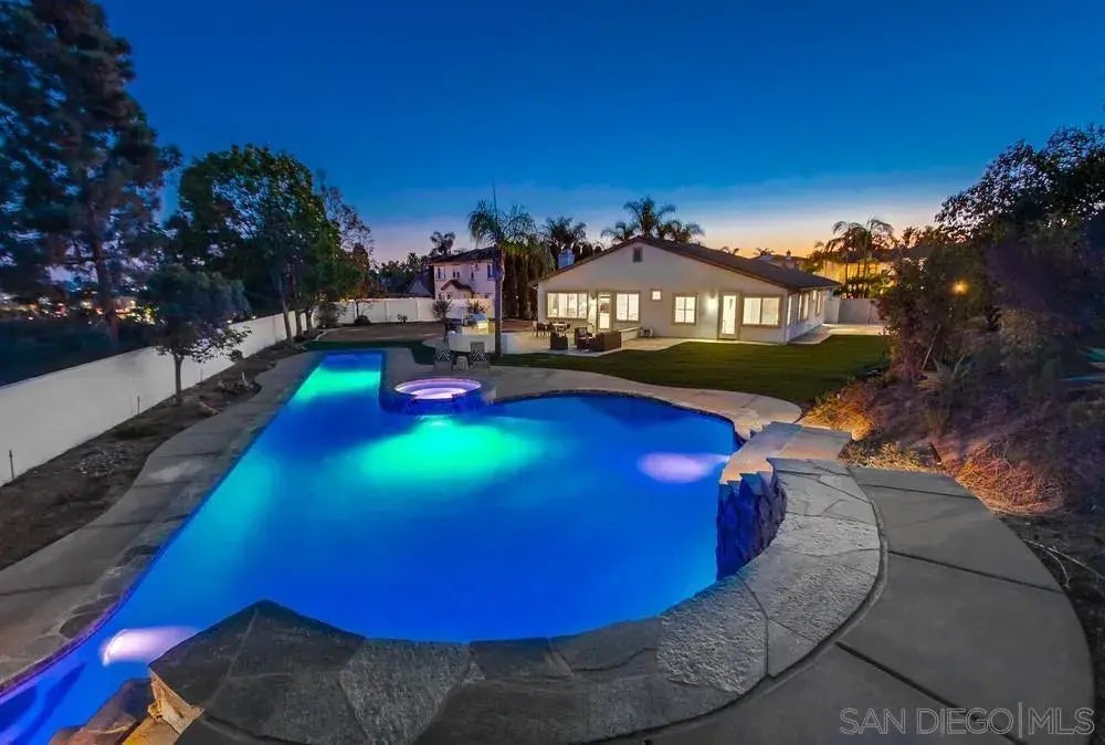 6814 Moorhen Pl., Carlsbad