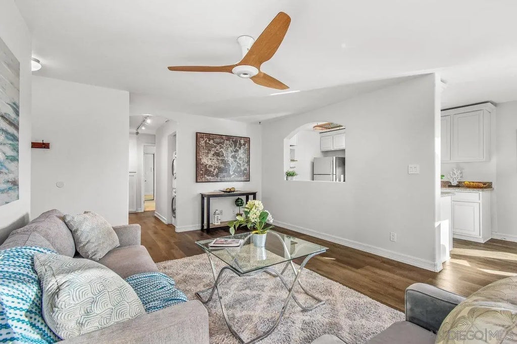 4111 Illinois St 201, NORTH PARK