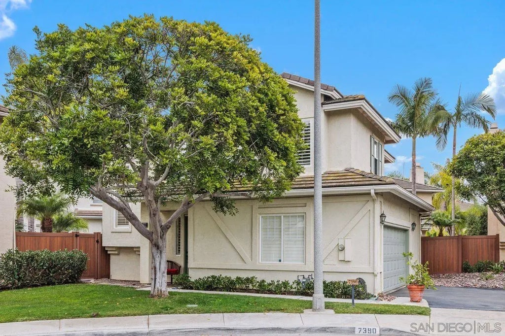 7390 Seafarer Pl, Carlsbad