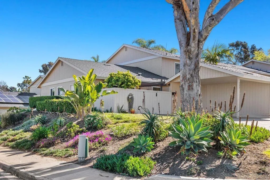 285 Aspenwood Ln, Encinitas