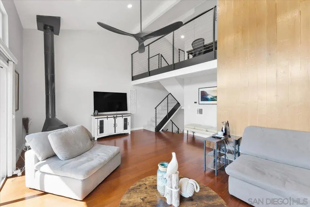7700 Parkway Dr 53, LA MESA