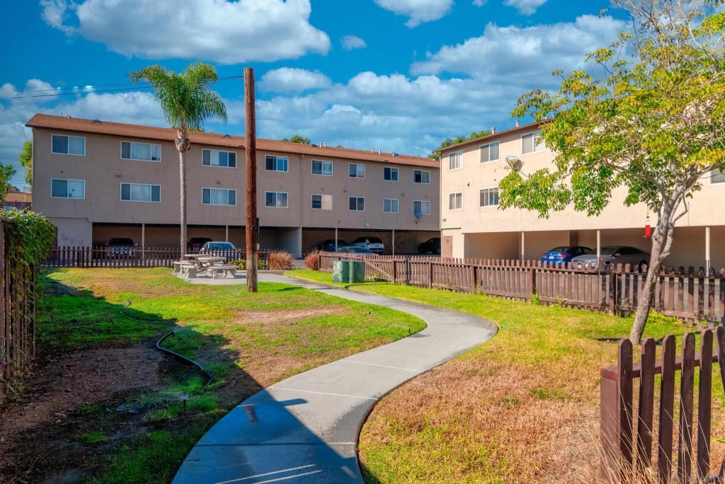 3295 Ocean View Blvd 26, LOGAN HEIGHTS