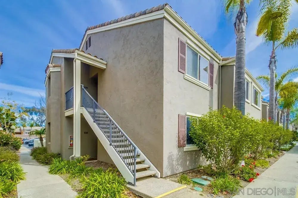 8460 Via Mallorca #235, La Jolla