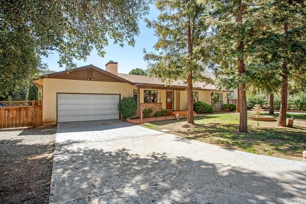 24234 Central Ave, Descanso