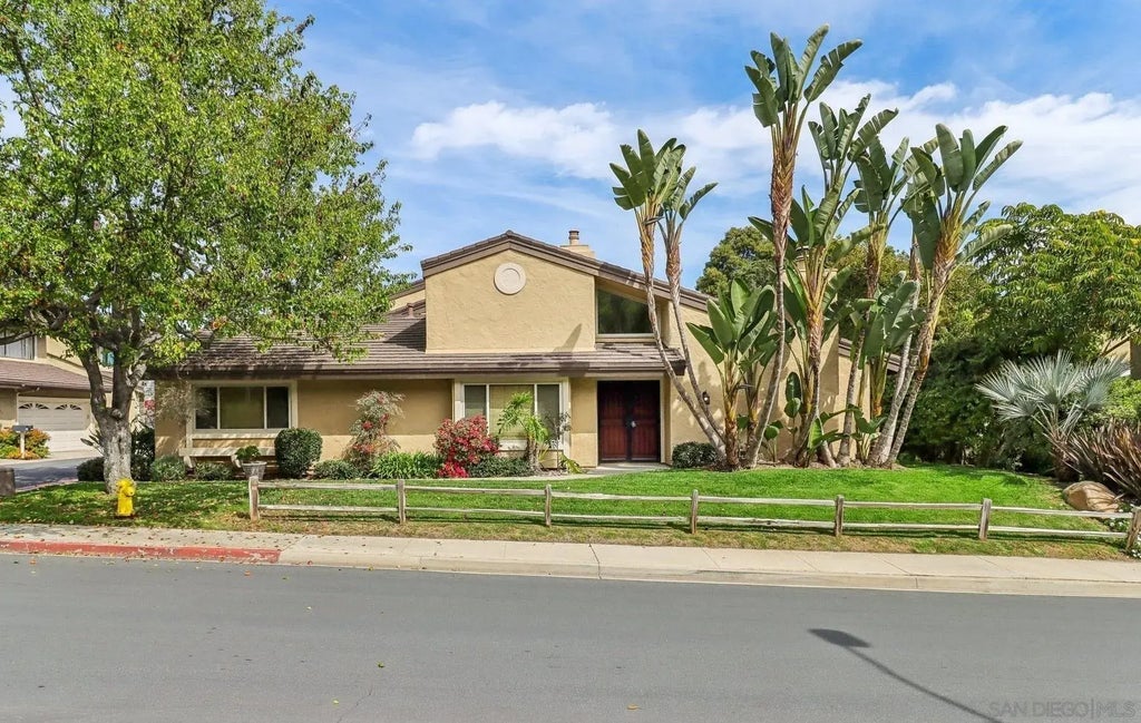 4637 Coralwood Cir, Carlsbad