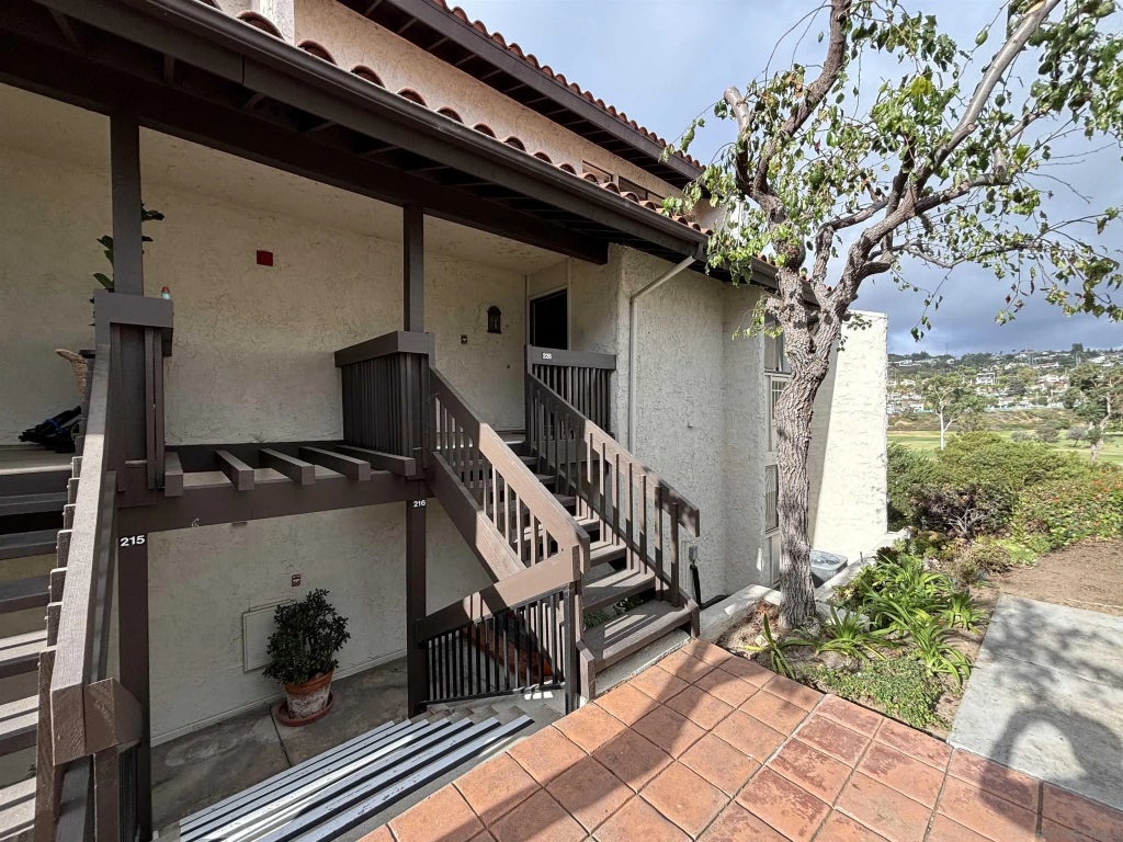 2502 Navarra Dr 226, Carlsbad