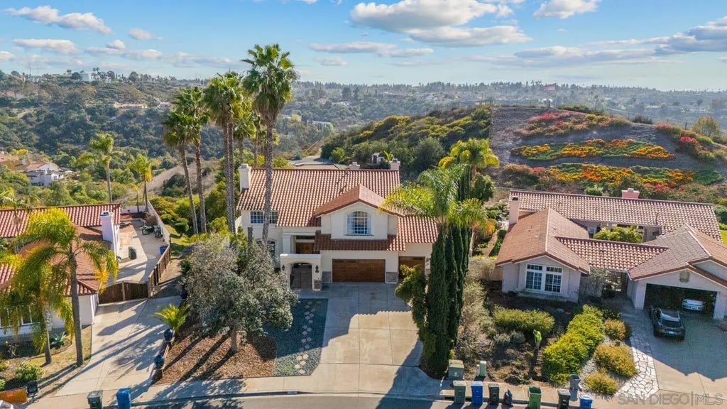 308 Crestview Dr., Bonita