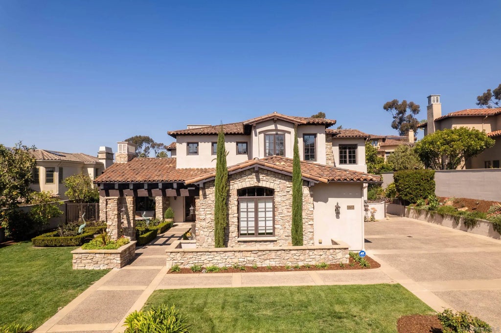 5726 Meadows Del Mar, CARMEL VALLEY