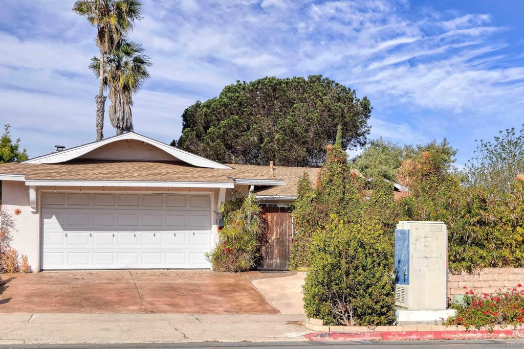 4490 Appleton St, CLAIREMONT