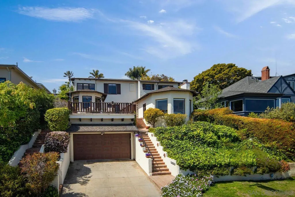 666 San Elijo, POINT LOMA