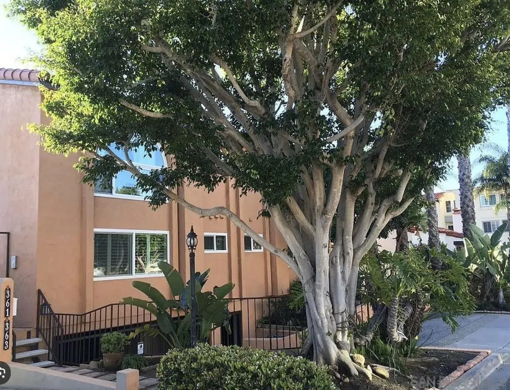 361 Rosecrans Street, POINT LOMA