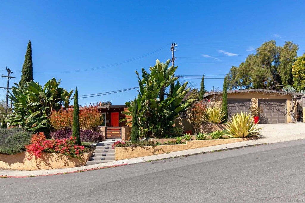 2234 Poinsettia Drive, POINT LOMA