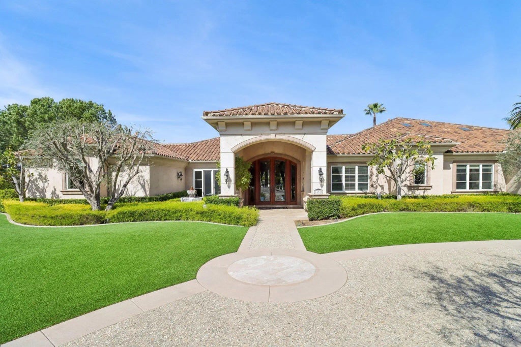 14300 Cascade Crossing, Poway