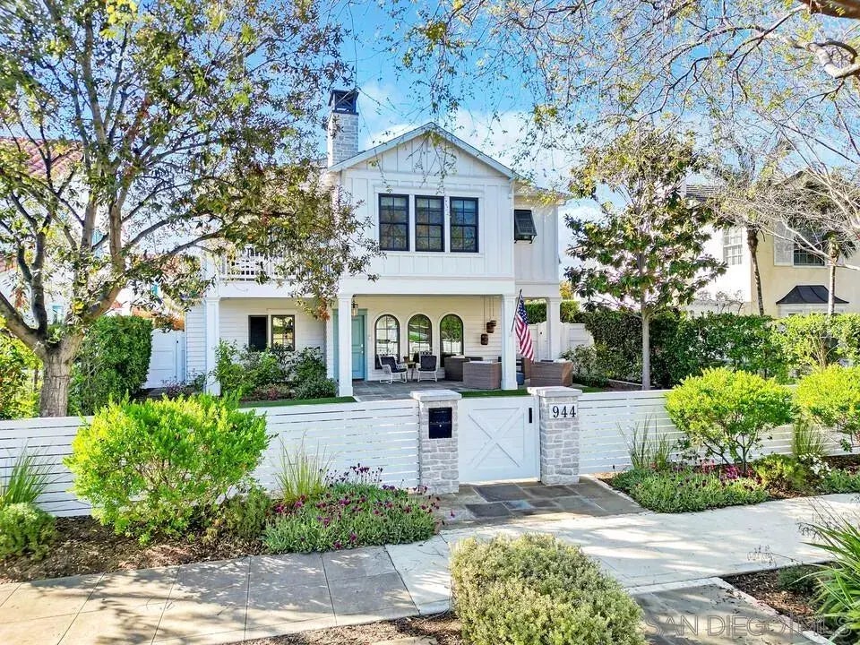 944 H Avenue, Coronado