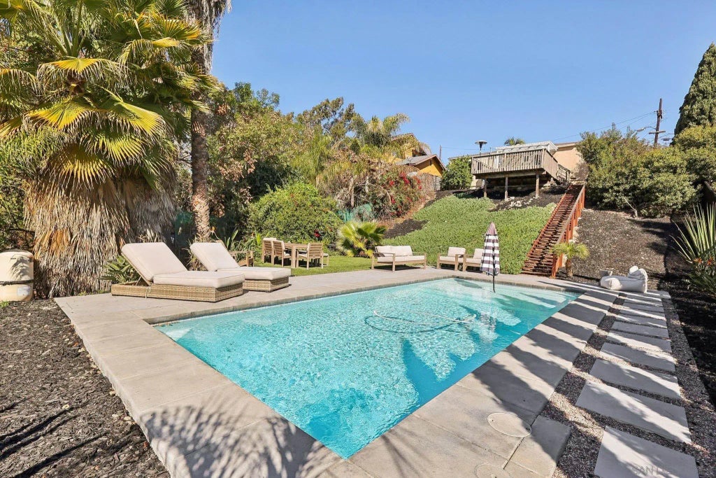 5161 Lenox Drive, ENCANTO