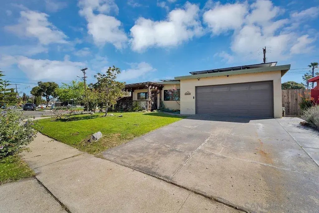 4691 Coconino Way, CLAIREMONT