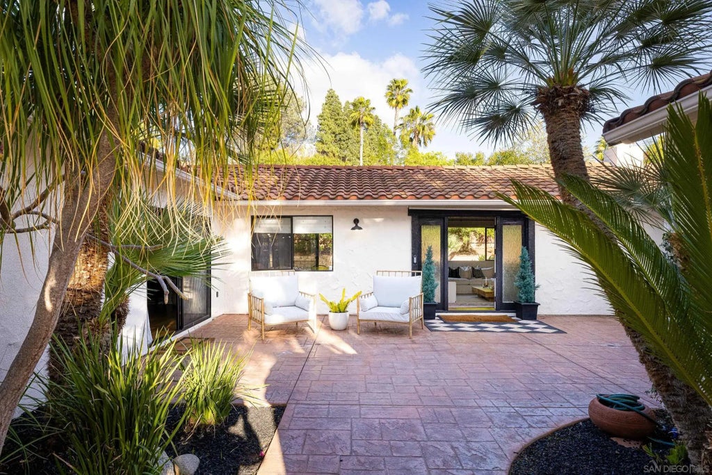 11959 Fuerte Dr, El Cajon