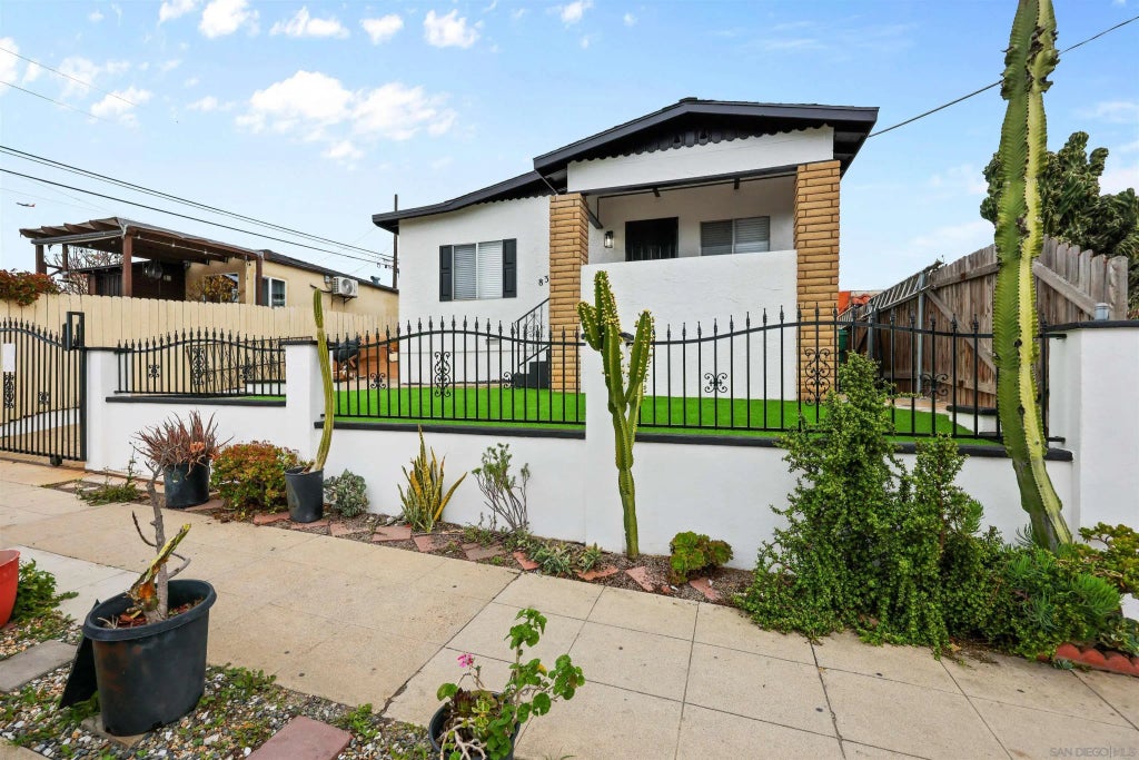 831 S 38th St, LOGAN HEIGHTS