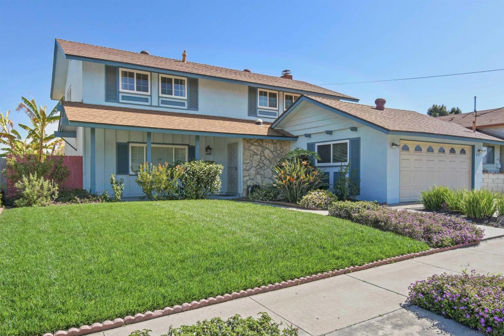 8727 Verlane Dr, SAN CARLOS