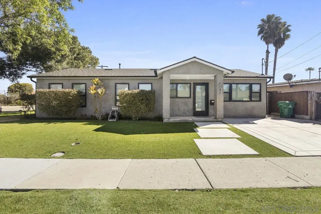 4051 Dalles Ave., CLAIREMONT