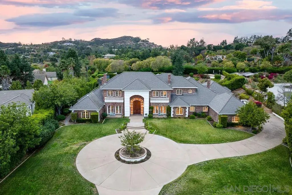 13752 Paseo Valle Alto, Poway