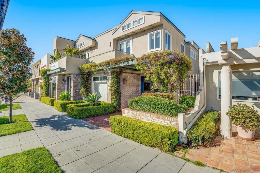 7622 Herschel Ave, La Jolla