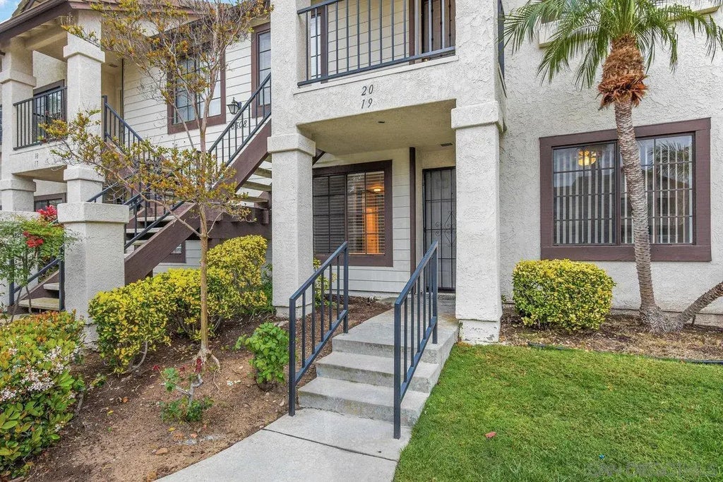 8508 Summerdale Rd 19, MIRA MESA