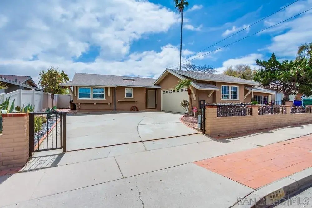 4441 Appleton, CLAIREMONT