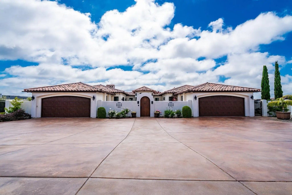 604 Camino De Orchidia, Encinitas