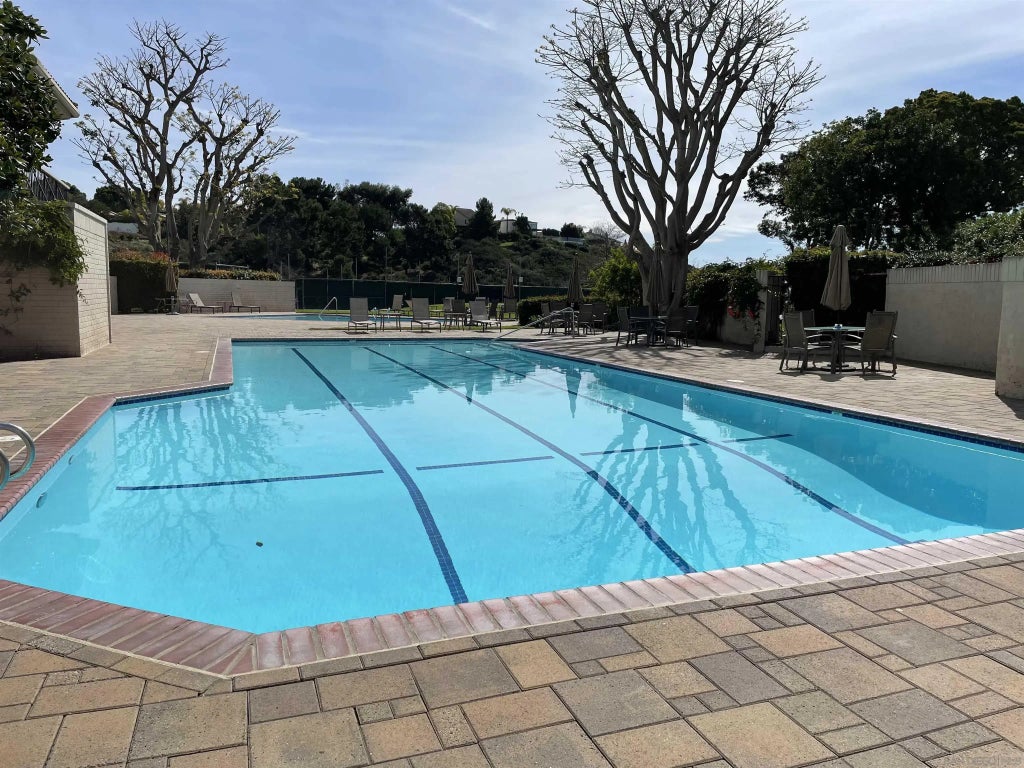 6696 Camminito Sinnecock, La Jolla